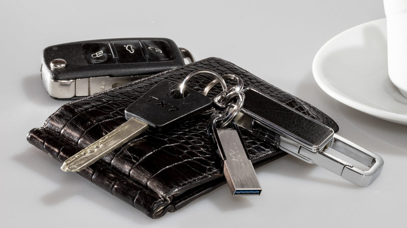 Mamaco Home Elegant Keychain with premium soft leather - MAMACO RED